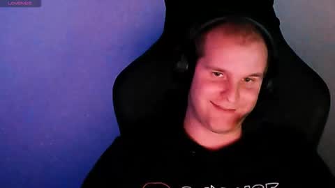 Snapshot of croissant911 chatting on 10.11.25 Anderson online show from 10.11.25