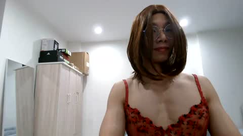 Snapshot of crossdresseranna chatting on 07.25.26 Anna online show from 07.25.26