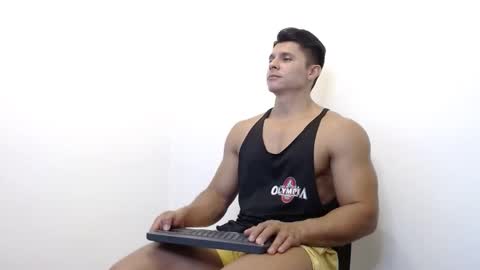 Snapshot of crosse4you chatting on 02.06.26 Leo online show from 02.06.26