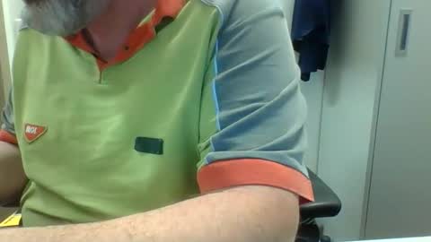 Crouch1 online show from 06.10.26