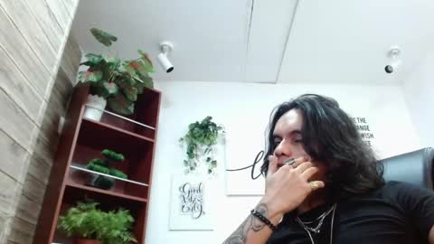 JOHN online show from 05.06.26