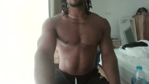 Snapshot of cruelworldxxx chatting on 11.30.25 cruelworldxxx online show from 11.30.25