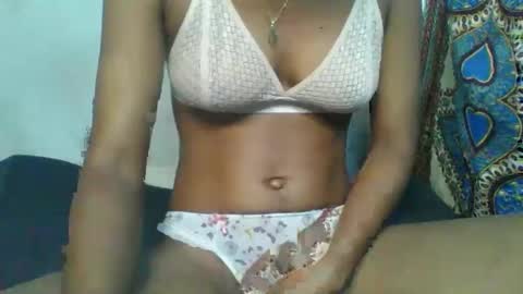 Snapshot of crush069 chatting on 11.15.25 crush069 online show from 11.15.25