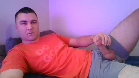 Snapshot of crush380 chatting on 01.28.25 Crush380 online show from 01.28.25