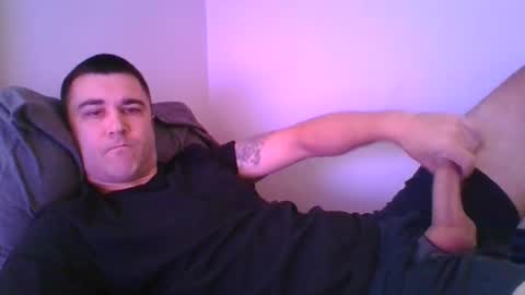 Snapshot of crush380 chatting on 02.13.25 Crush380 online show from 02.13.25