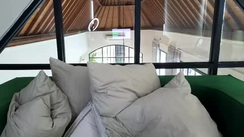 Lin inst lingoodyy online show from 02.14.25