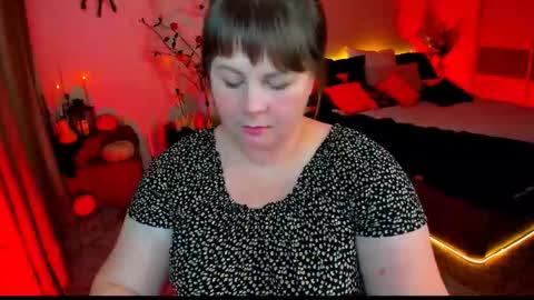 Anna online show from 10.28.25