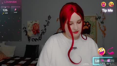 Snapshot of crystal__chris chatting on 10.07.25 Chris online show from 10.07.25