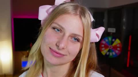 Crystal online show from 02.08.26