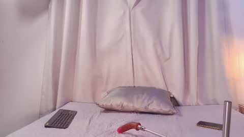 Snapshot of crystal_gilton chatting on 07.01.26 crystal_gilton online show from 07.01.26