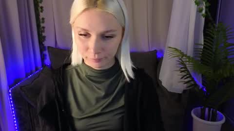 crystal_hanna online show from 11.20.25
