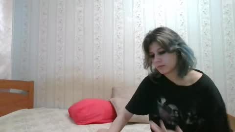 Snapshot of crystal_porn_love chatting on 12.05.24 Crystal and Marcl online show from 12.05.24