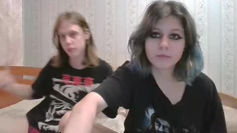 Snapshot of crystal_porn_love chatting on 12.05.24 Crystal and Marcl online show from 12.05.24