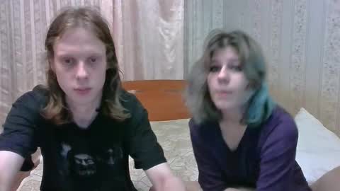Snapshot of crystal_porn_love chatting on 12.10.24 Crystal and Marcl online show from 12.10.24