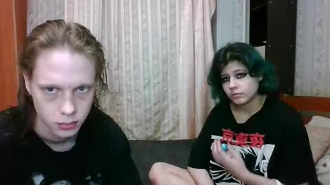 Snapshot of crystal_porn_love chatting on 02.26.25 Crystal and Marcl online show from 02.26.25