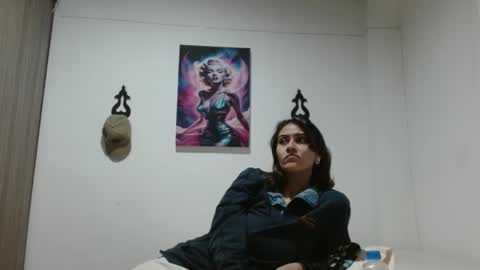 Crystal Blaze online show from 04.21.26