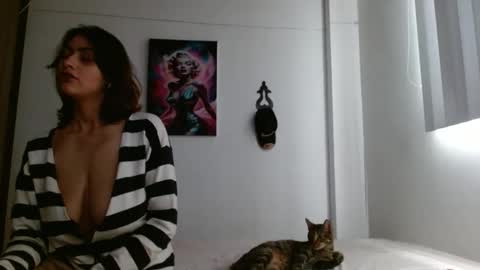 Crystal Blaze online show from 05.01.26