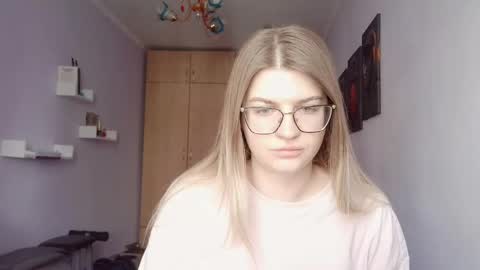 crystalblush01 online show from 05.09.26
