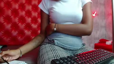 Crystal online show from 01.17.25