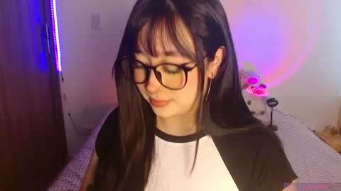 Snapshot of crystalitesq chatting on 07.14.26 Olivia online show from 07.14.26