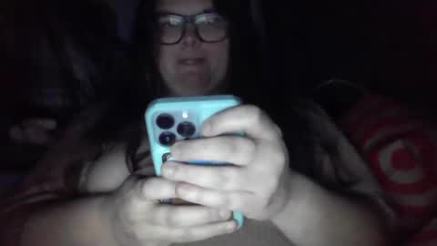 Snapshot of crystalizzzee chatting on 12.24.24 Herekittykitty69 online show from 12.24.24