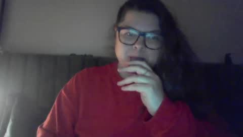 Snapshot of crystalizzzee chatting on 01.13.25 Herekittykitty69 online show from 01.13.25