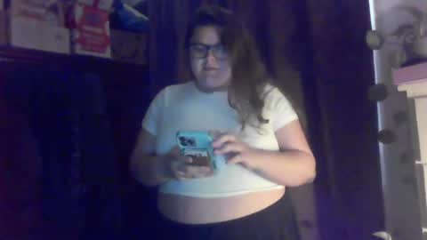 Snapshot of crystalizzzee chatting on 03.12.25 Herekittykitty69 online show from 03.12.25