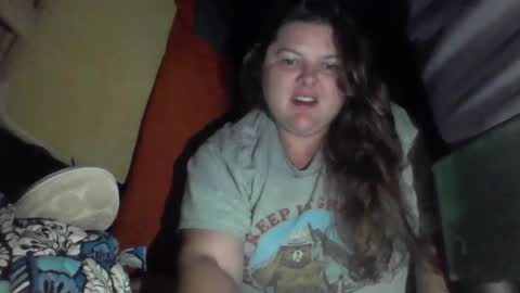 Snapshot of crystalizzzee chatting on 11.13.25 Herekittykitty69 online show from 11.13.25