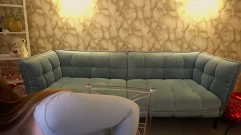 crystallpaws_ online show from 03.15.26