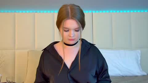 Crystal online show from 03.02.25