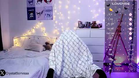 Sasha    Make me moan with patterns   good music here  online show from 02.25.25