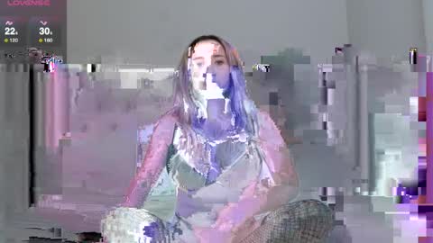 Nikki online show from 04.21.26