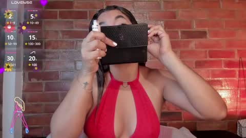 Soy Crystal online show from 03.02.25