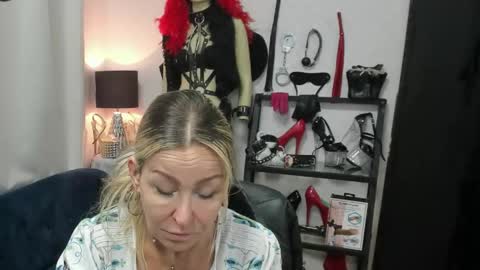 CrystalHotty online show from 05.07.26