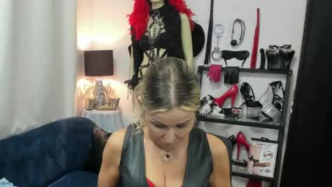 CrystalHotty online show from 06.04.26