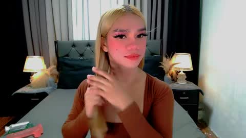 bea takashi  online show from 04.25.26