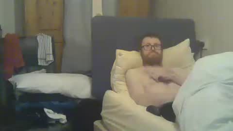 Snapshot of cs014g8493 chatting on 09.09.25 chris online show from 09.09.25