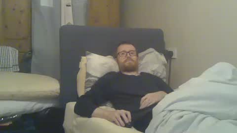 Snapshot of cs014g8493 chatting on 11.05.25 chris online show from 11.05.25