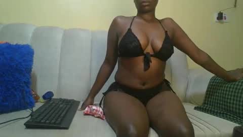 Snapshot of cubnoni chatting on 12.01.25 Cubnoni online show from 12.01.25