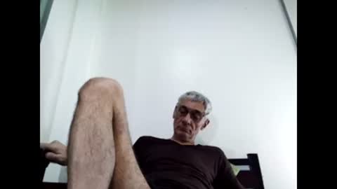 Snapshot of cucaio18 chatting on 01.10.25 BIG UNCUT HARD COCK online show from 01.10.25