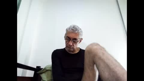 Snapshot of cucaio18 chatting on 01.14.25 BIG UNCUT HARD COCK online show from 01.14.25