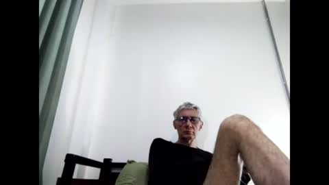 Snapshot of cucaio18 chatting on 02.06.25 BIG UNCUT HARD COCK online show from 02.06.25