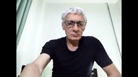 Snapshot of cucaio18 chatting on 02.21.25 BIG UNCUT HARD COCK online show from 02.21.25