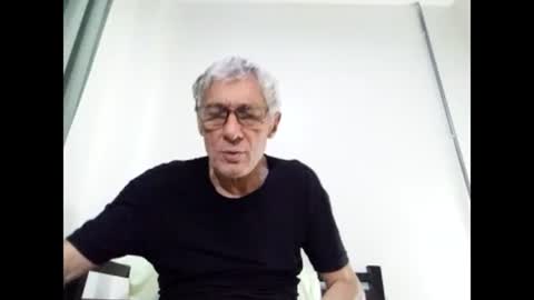 Snapshot of cucaio18 chatting on 03.03.25 BIG UNCUT HARD COCK online show from 03.03.25