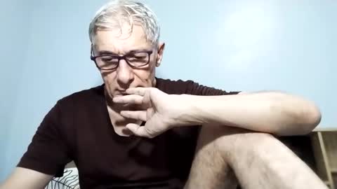 Snapshot of cucaio18 chatting on 09.18.25 BIG UNCUT HARD COCK online show from 09.18.25