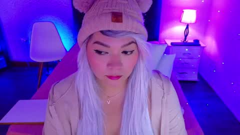 Snapshot of cuckoldlover69_ chatting on 02.22.25 cuckoldlover69_ online show from 02.22.25