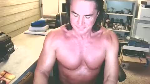 Yup... kinda old but Stop in and say hello online show from 11.07.25