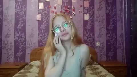 Sia online show from 11.26.25