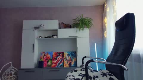 Snapshot of cuddle_kitten chatting on 03.06.25 Alexia online show from 03.06.25