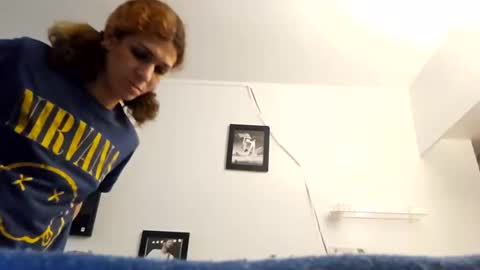 cuddleavenue online show from 09.22.25